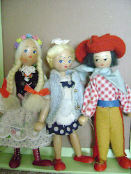 Doll & Toy Dealer