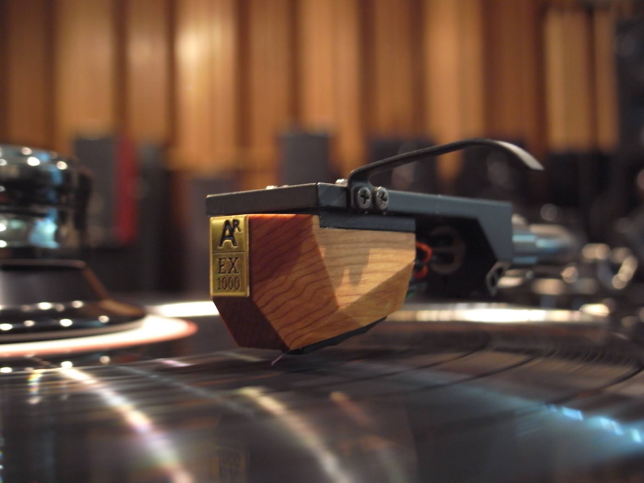 SIS AUDIO BLOG 新製品情報 ANALOG RELAX EX1000が遂にリリースされました！！