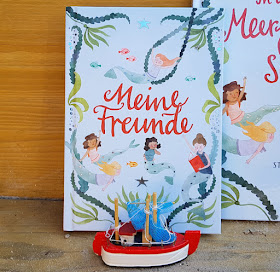Zauberhafte Meerjungfrauen- und Meer-Bücher für Vorschul- und Schulkinder. "Meine Freunde - Meerjungfrauen" ist ein schönes Freundebuch bzw. Eintragbuch für die Vorschul- und Schulzeit.