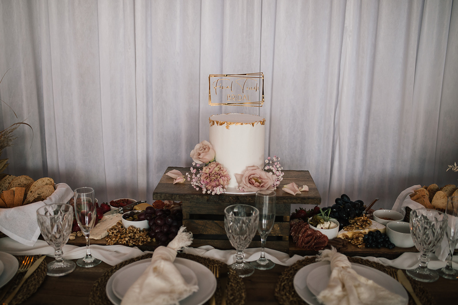 on the aisle blog | ballerina bridal shoot jennifer burch photography central coast weddings nsw bridal gowns floral design pinic setup cake
