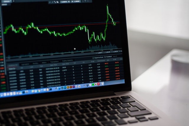 How Tech Can Help You Toward A Brighter Financial Future How Tech Can Help You Toward A Brighter Financial Future