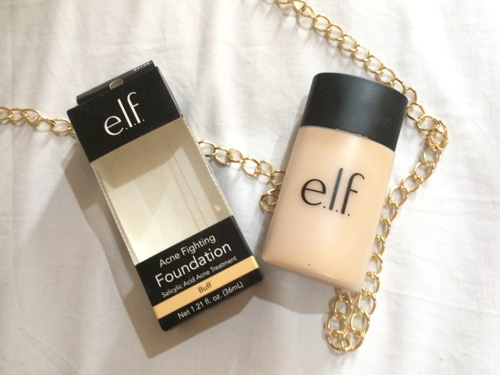 Review Elf Acne Fighting Foundation Untuk Kulit Berjerawat Perempuan
