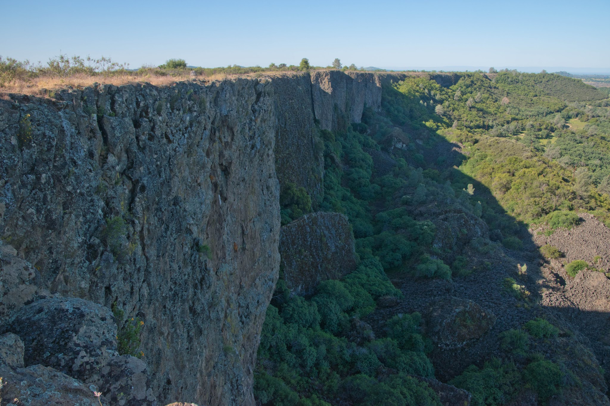 Hiking Shenandoah Table Mountain (Jamestown, CA)