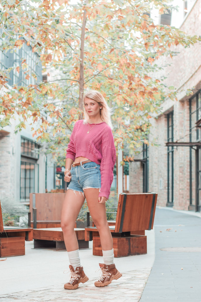 How to style hiking boots German Blondy