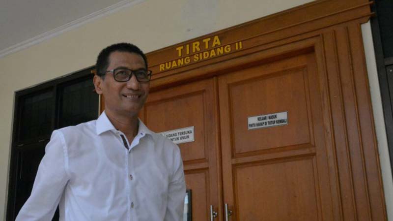 Sidang Perdana Kasus Suap Bupati Nonaktif Kudus Sidang Perdana Kasus Suap Bupati Nonaktif Kudus