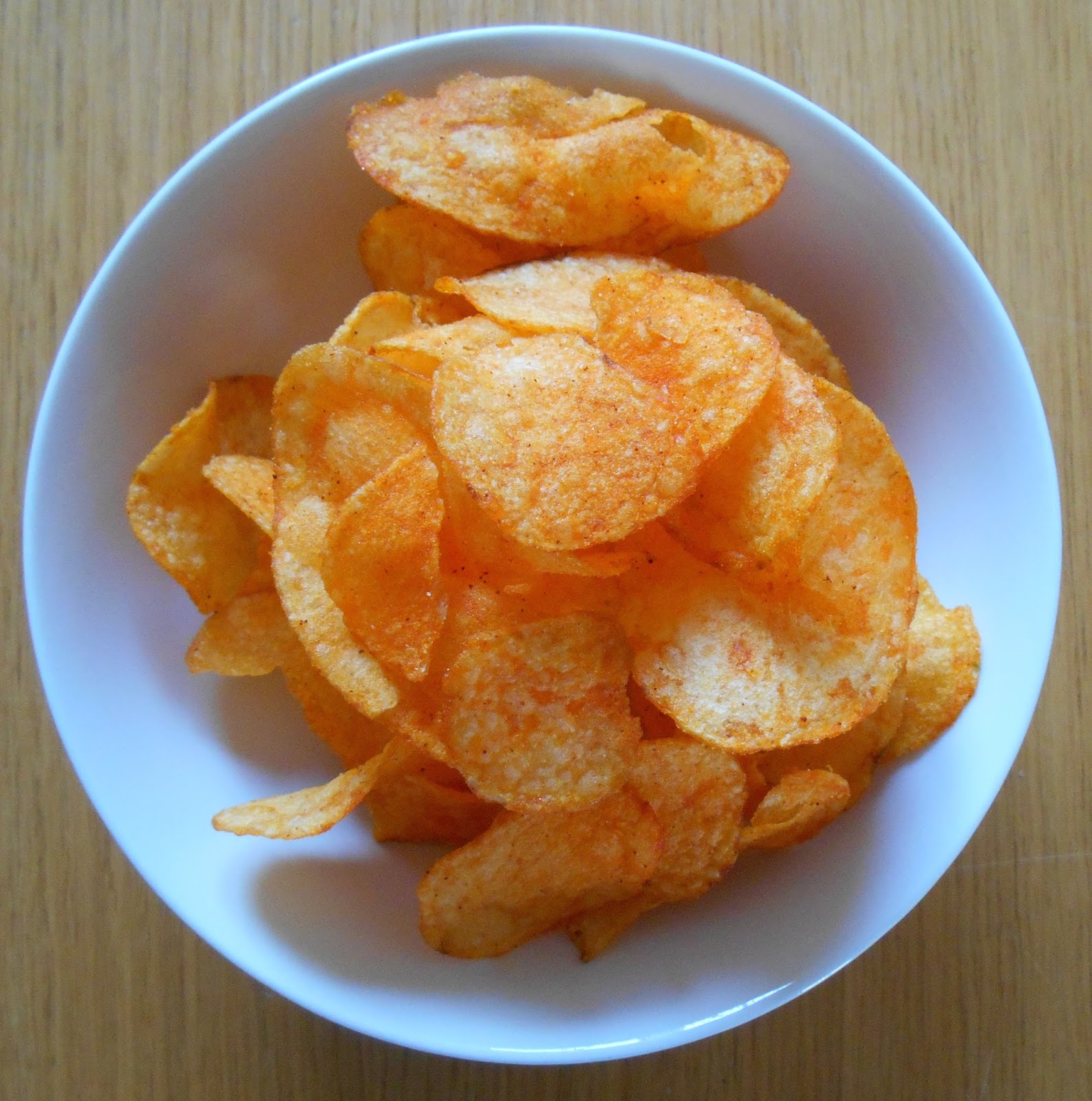 Cheeseburger Crisps & Other Stories Hema Paprika Chips
