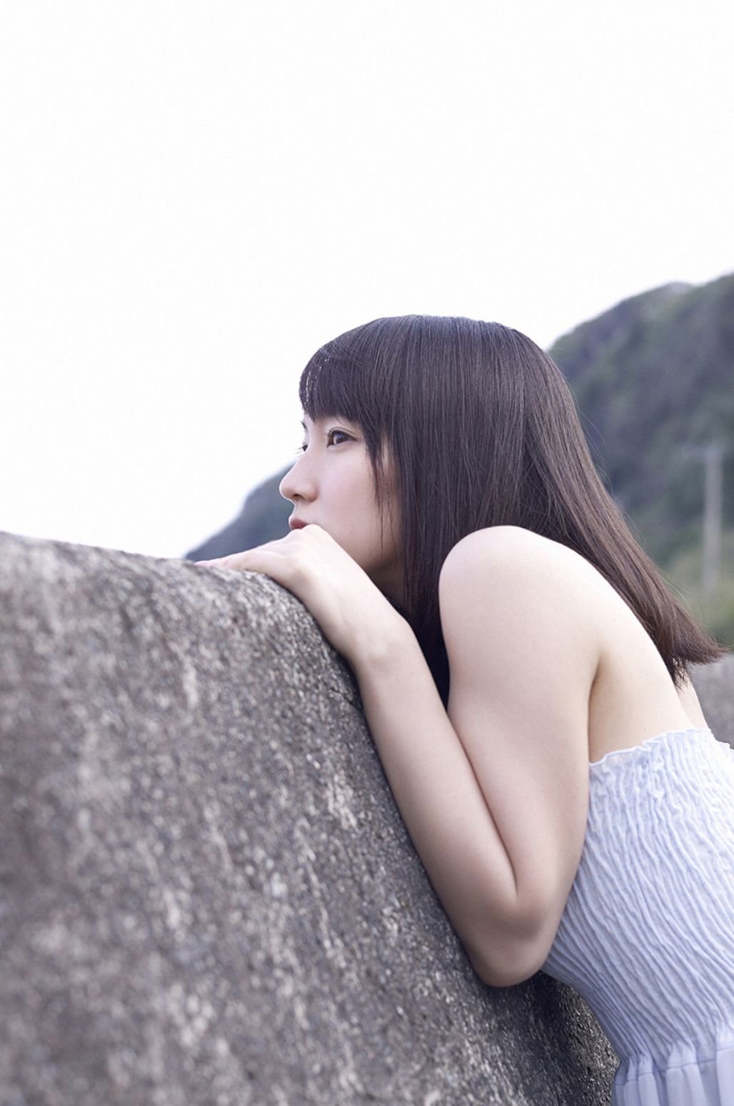 Image-Japanese-Actress-And-Model-Riho-Yoshioka-Pure-Beauty-Of-Sea-Goddess-TruePic.net- Picture-100