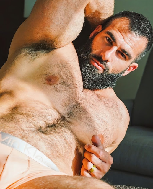 Hairy Mature Men are Always the Best Option