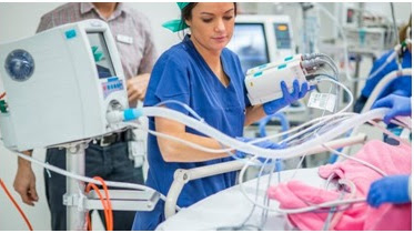 Bertugas di IGD, Cara Perawat ini Menikmati Berkat