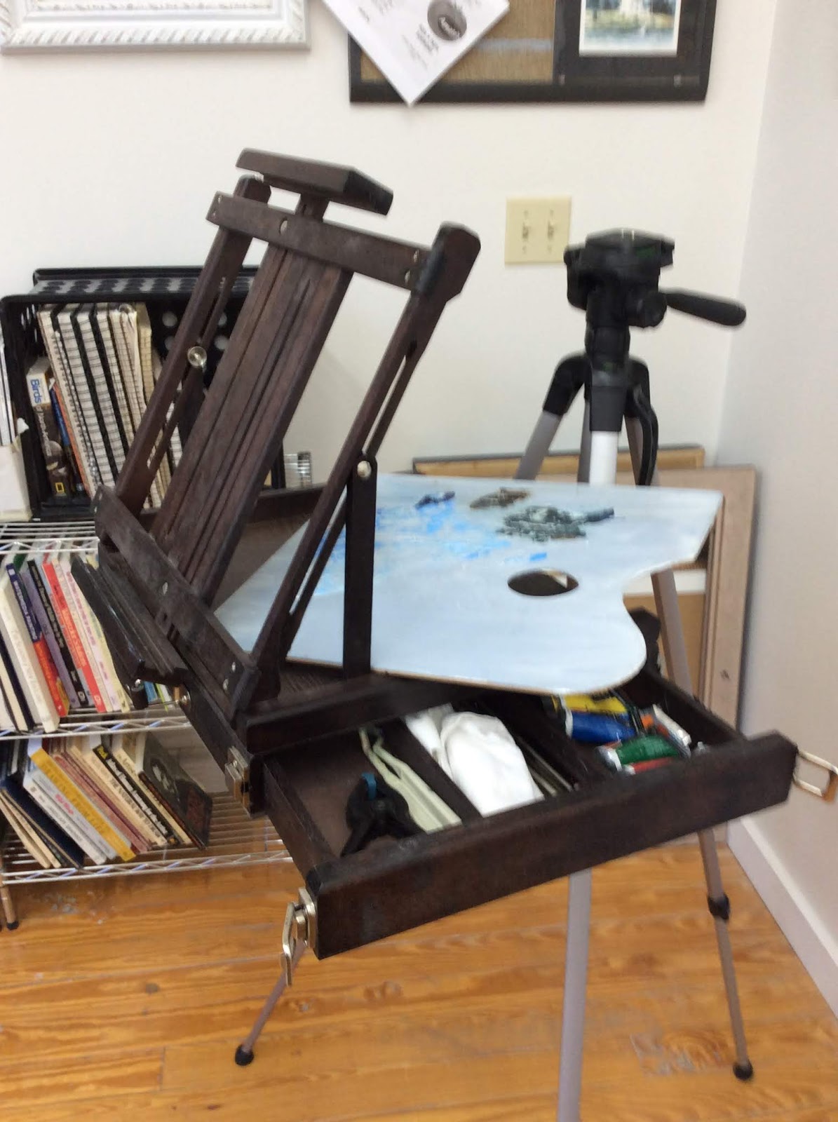 ValentinoTroyli Repurposed table easel