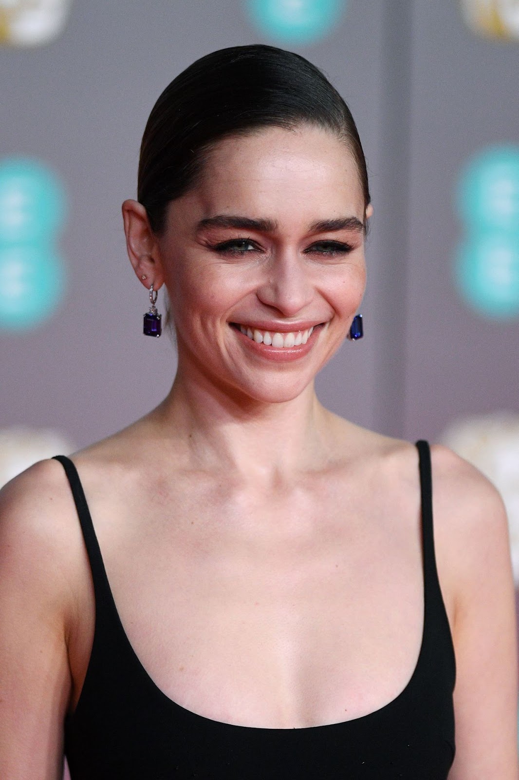 DC COMICS AND ARROWVERSE : Emilia Clarke – EE British Academy Film
