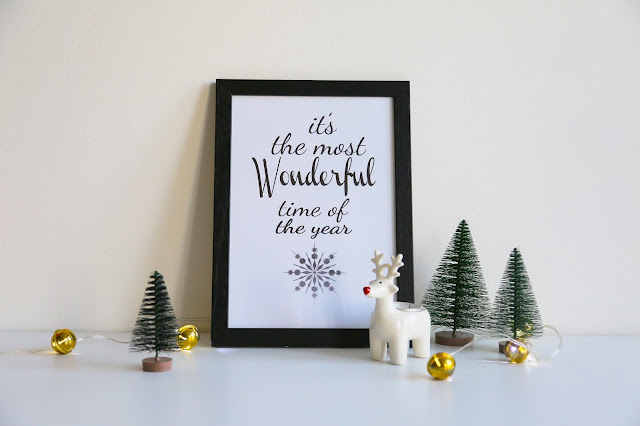 JR Decal Christmas Picture Frame Review