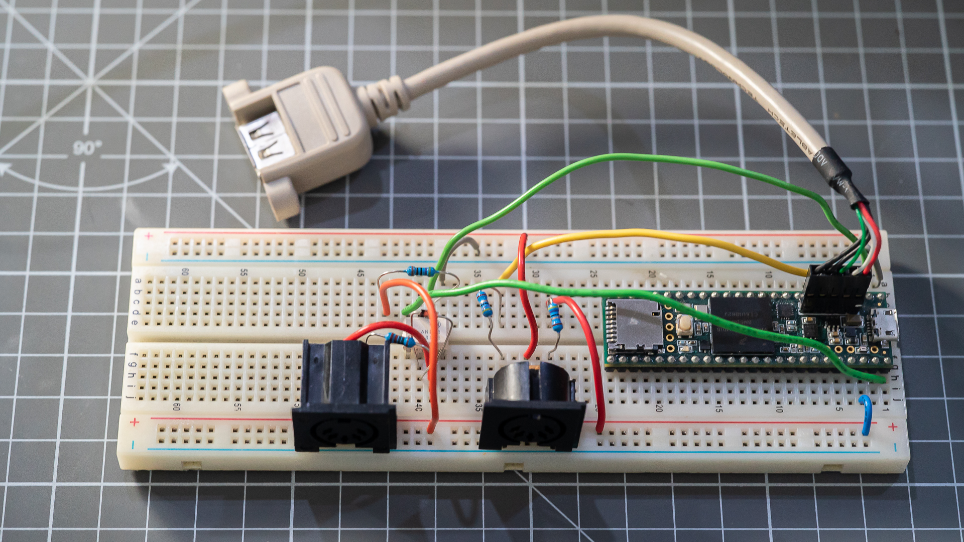 littlescale MIDI USB Host to and from MIDI 5 Pin