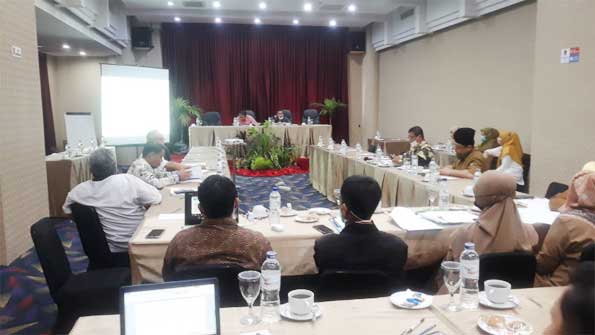 Komisi IV DPRD Padang membahas Ranperda Inisiatif Ketahanan Keluarga
