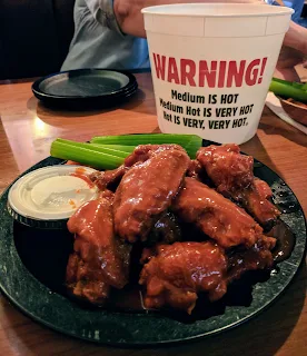 What to eat in Buffalo: Duff's famous hot wings