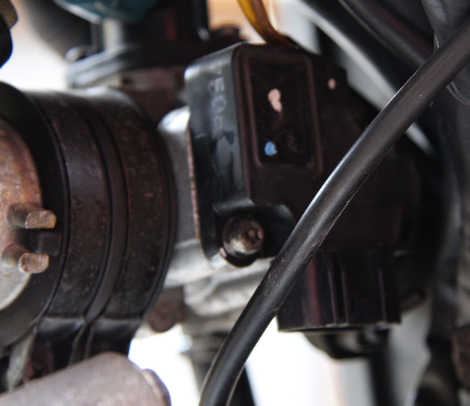 Yamaha YBR 125 Owner Blog Yamaha YBR 125 Throttle position / intake