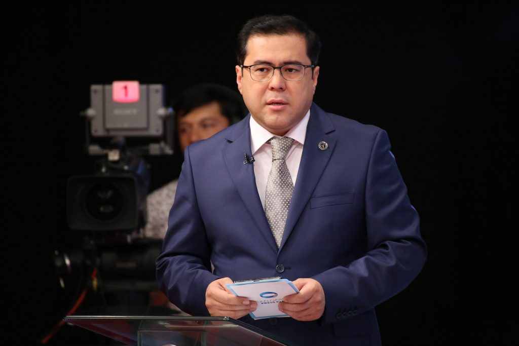 Шерзод кудратходжаев 2005 году. Шерзод кудратходжаев. Шерзод кудратходжаев. Шерзод кудратходжаев ректор университета журналистики в ташкенте. Абдухакимов азиз абдукахарович.