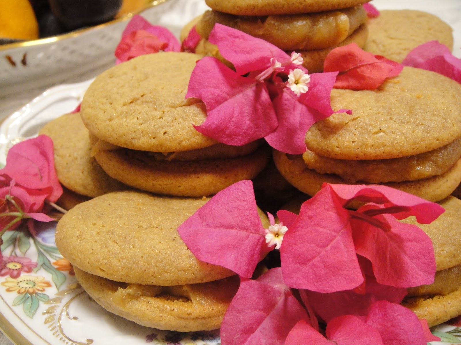 Maryam's Culinary Wonders 1176. Date Molasses Sandwich Cookies