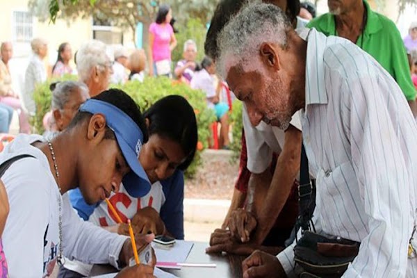 Hasta la fecha se han registrado 95% personas en el Plan Chamba Mayor Hasta la fecha se han registrado 95% personas en el Plan Chamba Mayor
