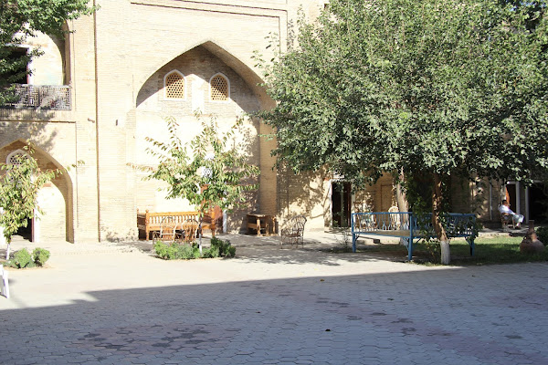 Ouzbékistan, Tachkent, médersa Abdul Kassim, tapshan, tapchane, © L. Gigout, 2012