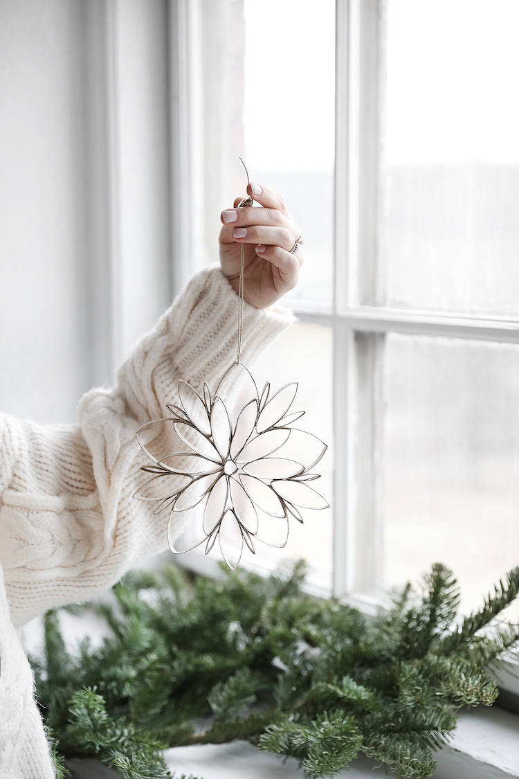 Making Festive Toilet Roll Christmas Decorations