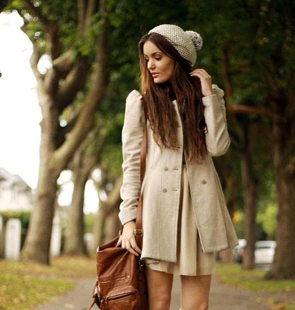 Street Style Ireland - Romwe Bag, Topshop Coat, Gia London Beanie