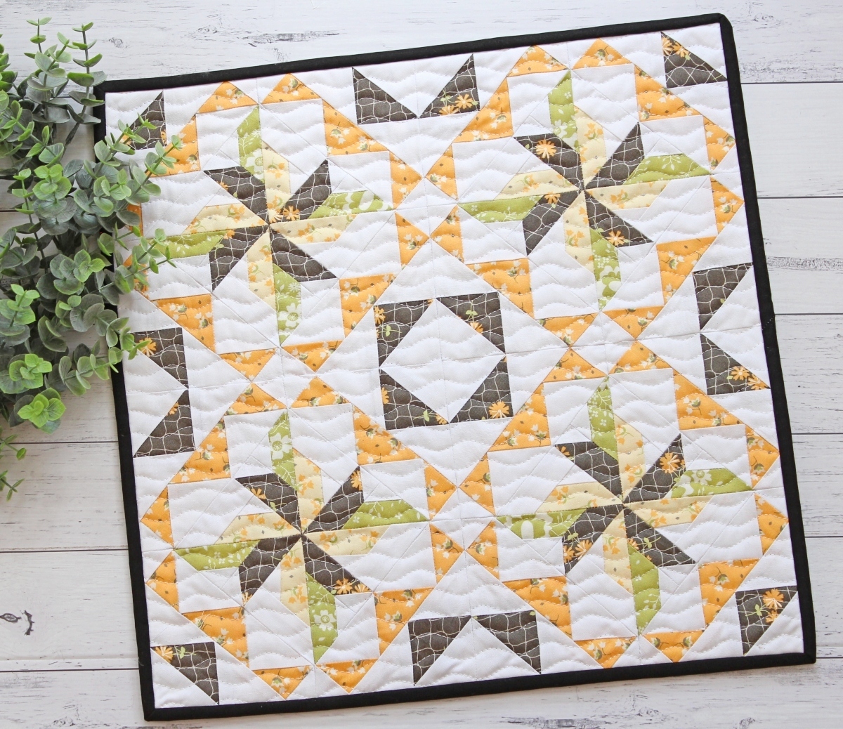 Samara Mini Quilt PDF Pattern Threadbare Creations