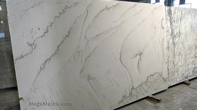 Calacatta Quartzite Slabs for Countertops