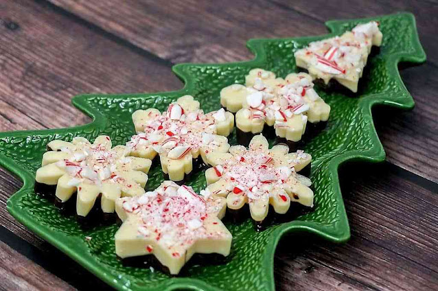 Peppermint Bark With White And Dark Chocolate