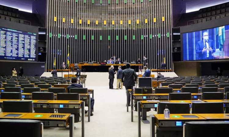 Congresso aprova fundo eleitoral de R$ 5,7 bilhões, o triplo de 2018