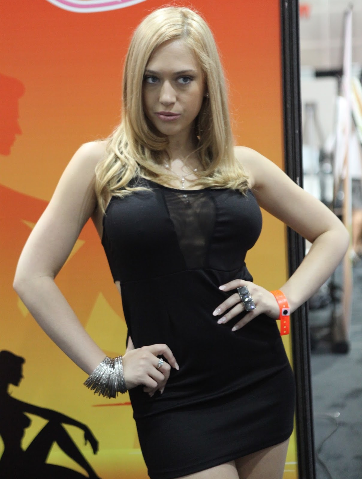 Кэгни линн картер фото. Кэгни линн картер фото. Кэнни линг. Линн картер. Линн картер.