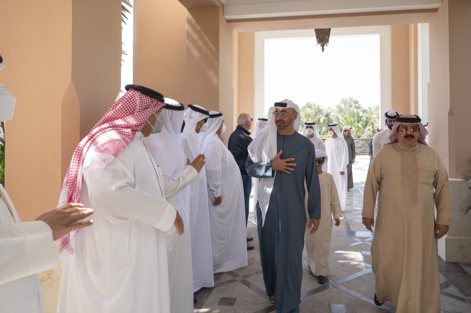 Bahrain's King receives UAE royalty