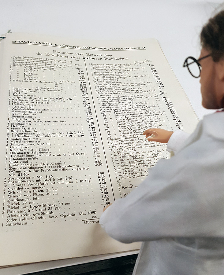 The Pressbengel Project Exploring German bookbinding traditions and