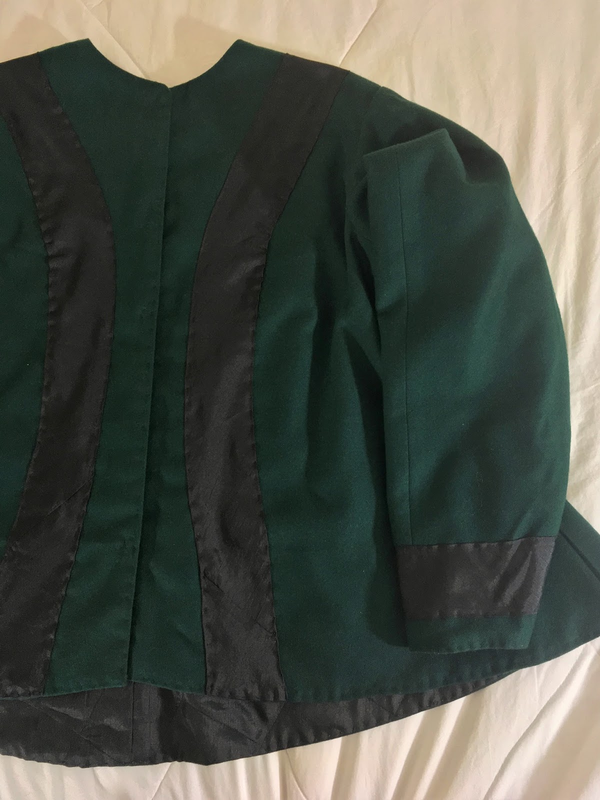 The Sewphisticate: HSM March Challenge: Forest Green Sacque Coat
