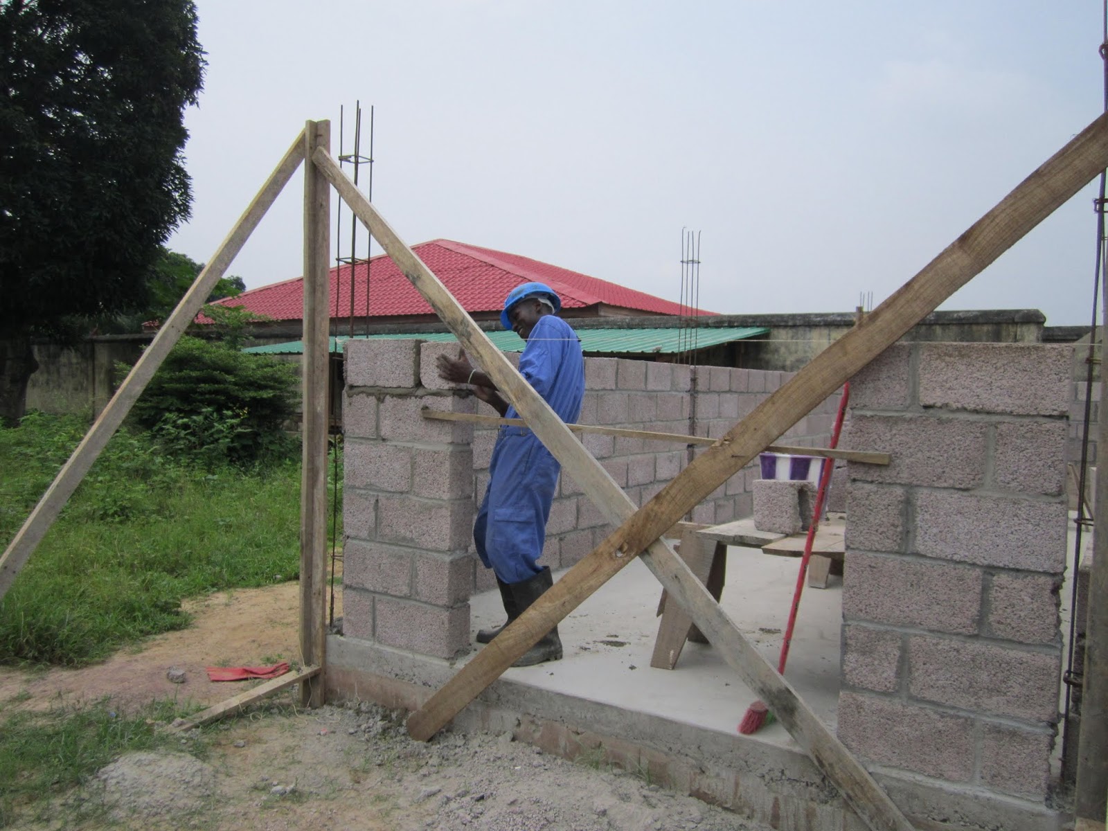 Mission in the Congo Construction Skills Training in Kinshasa