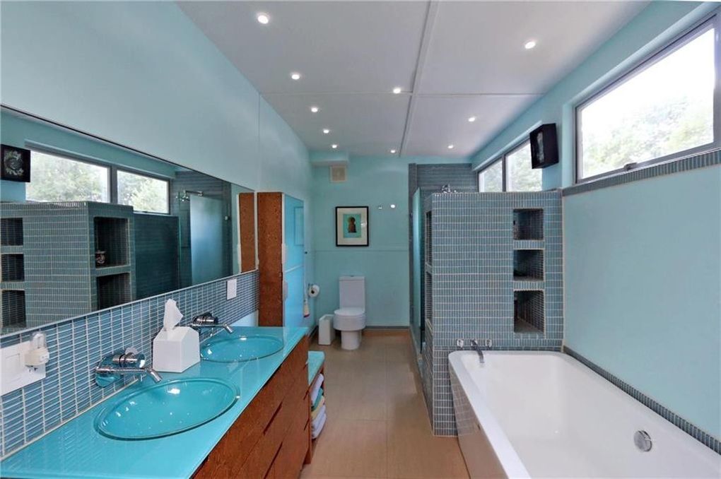 Shipping Container Homes & Buildings 2000 sq ft Shipping Container