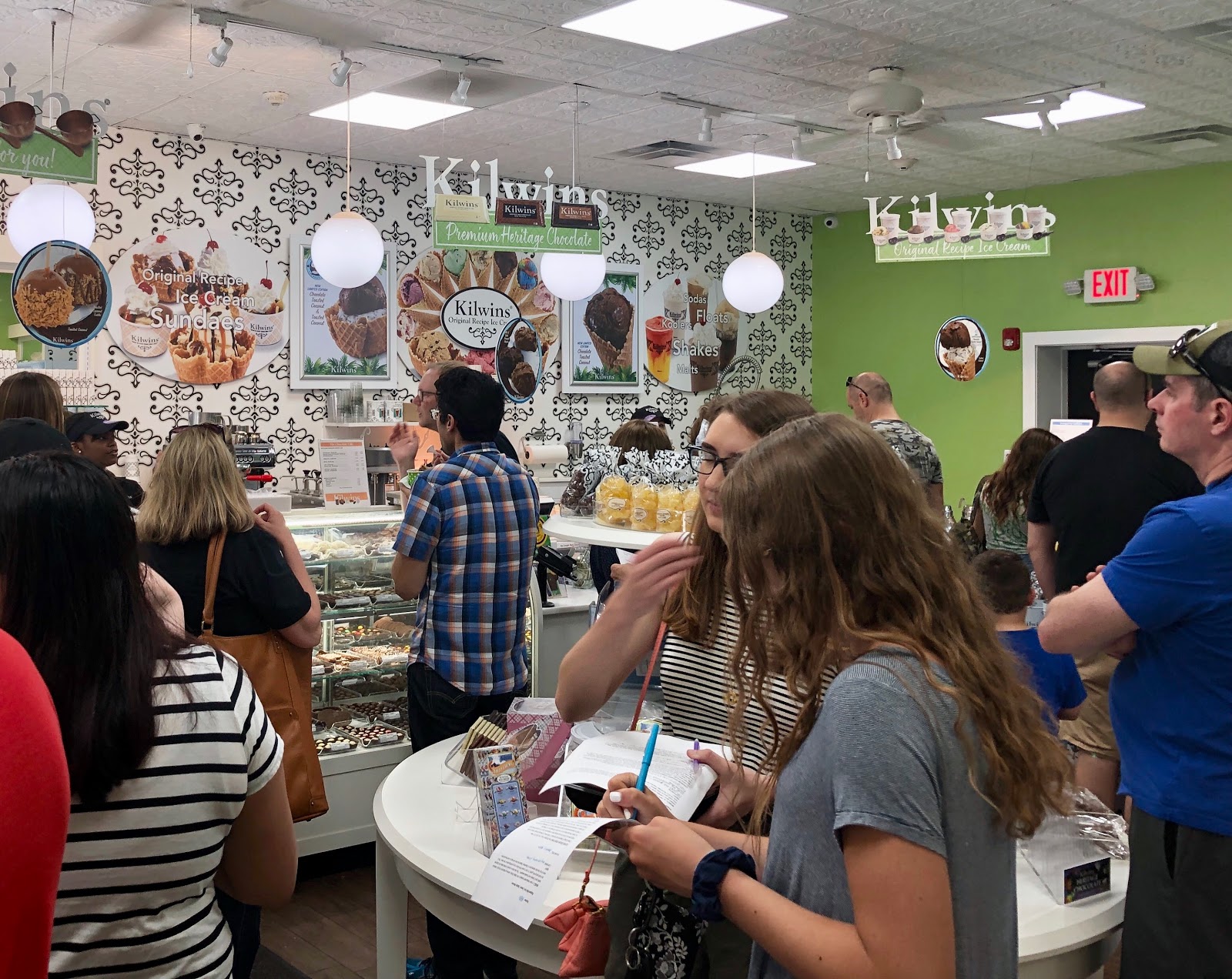 The Best Ice Cream, Gelato and Cookie Dough in Downtown Naperville