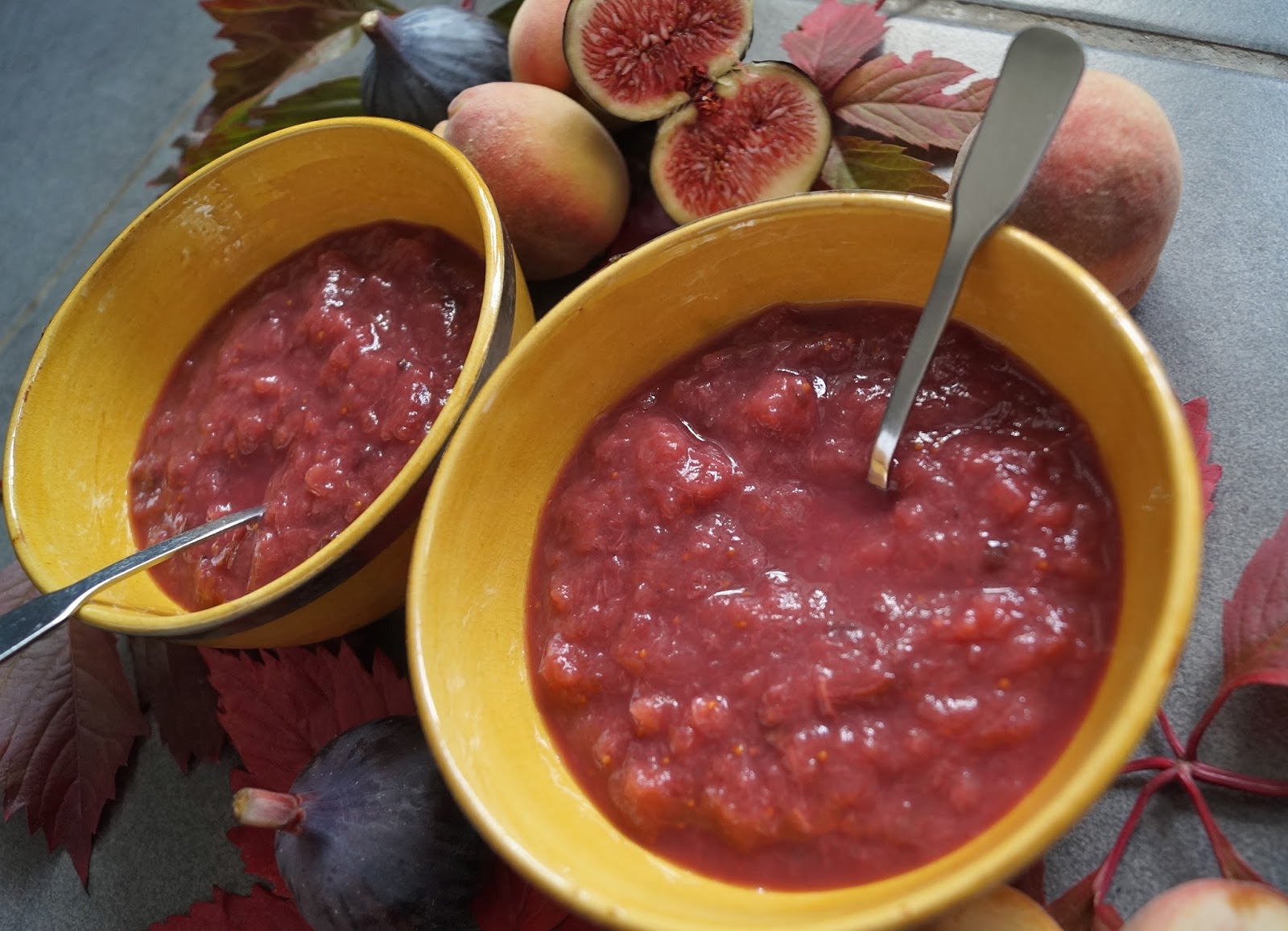 Compote automnale figuepêche de vigne