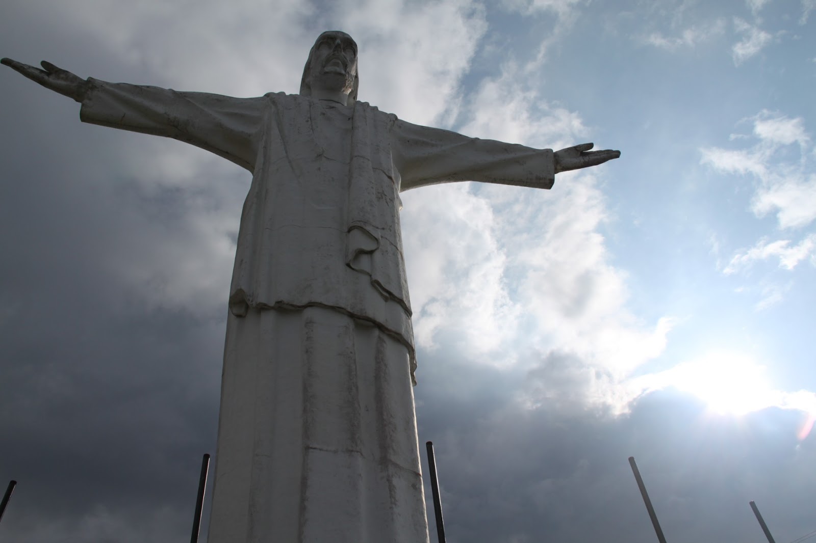 Daily Travel Photo Jesus, Cali, Colombia