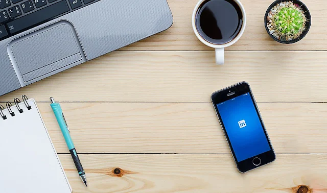 23 Ways You Can Update Your LinkedIn and Make Yourself More Hireable