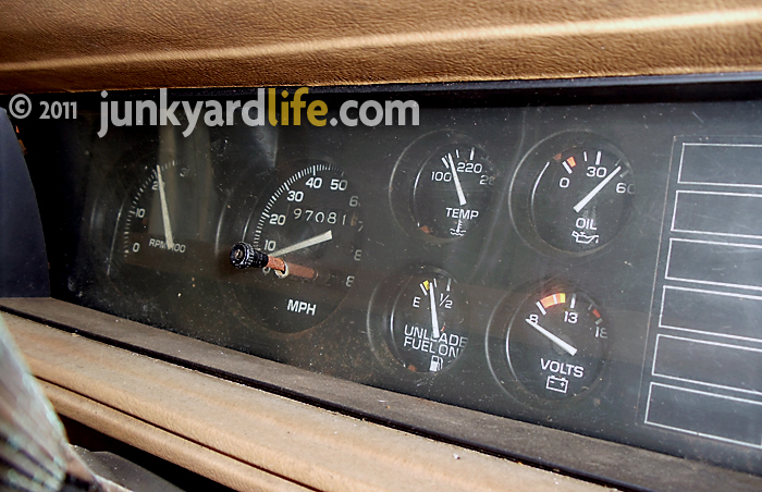 Junkyard Life: Classic Cars, Muscle Cars, Barn finds, Hot rods and part ...