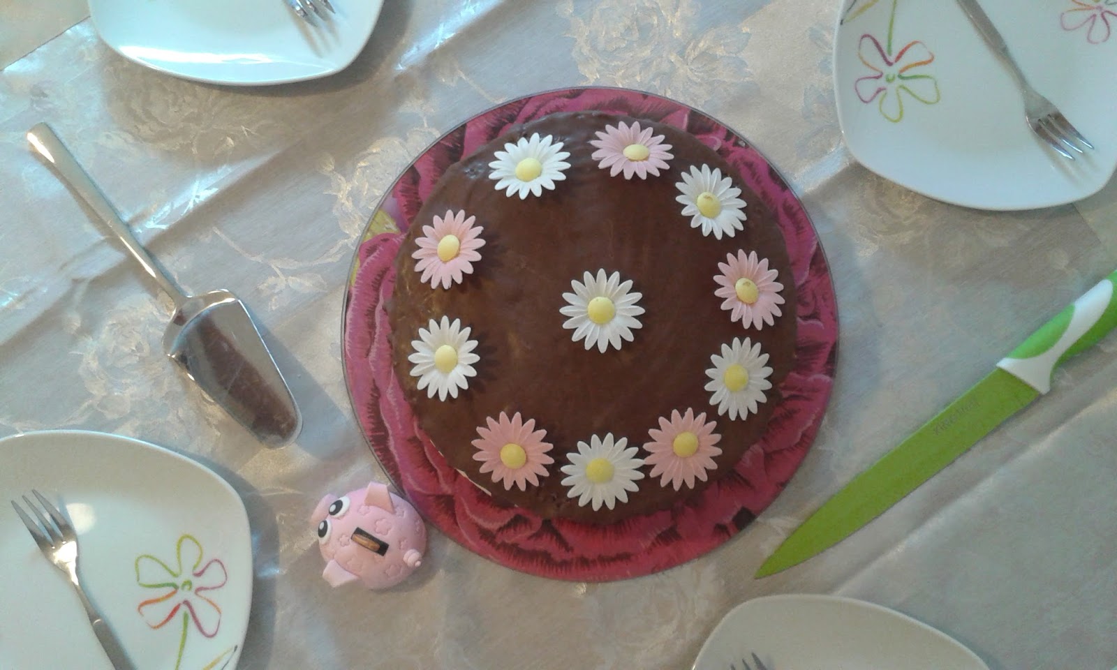 Backkrümel Sandra: Vanille-Kirsch-Torte