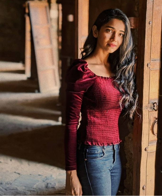 Bhagyashree Limaye Indian Actress Wiki Biography Age Height Family Career Awards And Many More Need to convert height from centimers, commonly used in most of the world, to feet and inches which are commonly used in the united states? bhagyashree limaye indian actress