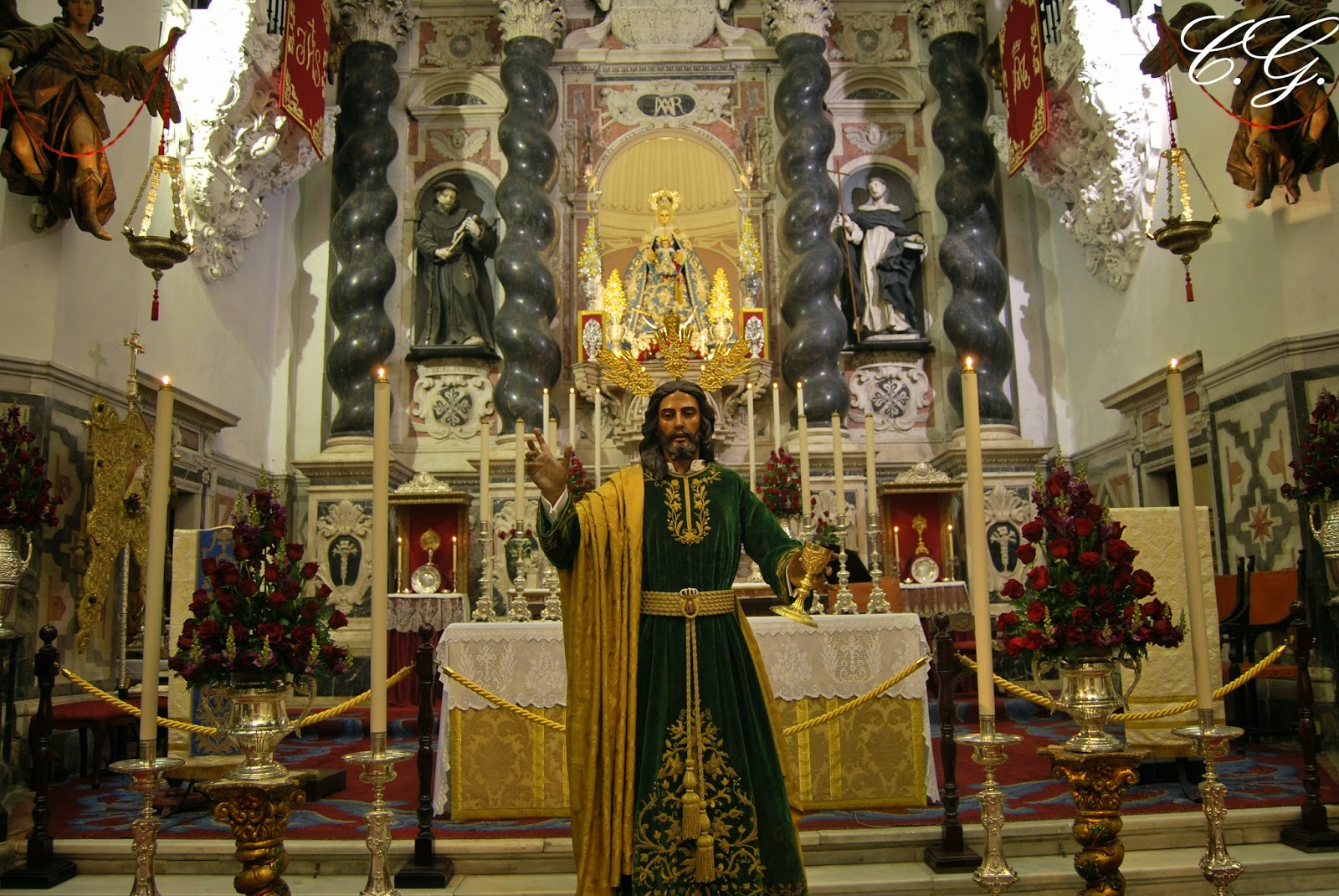 Cofrade Gaditano La Sacramental de la Sagrada Cena celebra la