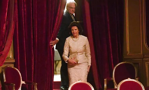 King Carl Gustaf and Queen Silvia watched a performance of the classic opera Rigoletto at the Royal Swedish Opera. pearls necklace