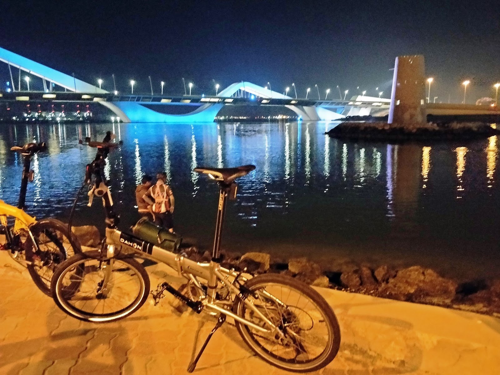 the viewing deck 100 Kilometer Challenge Abu Dhabi City Folding Bike