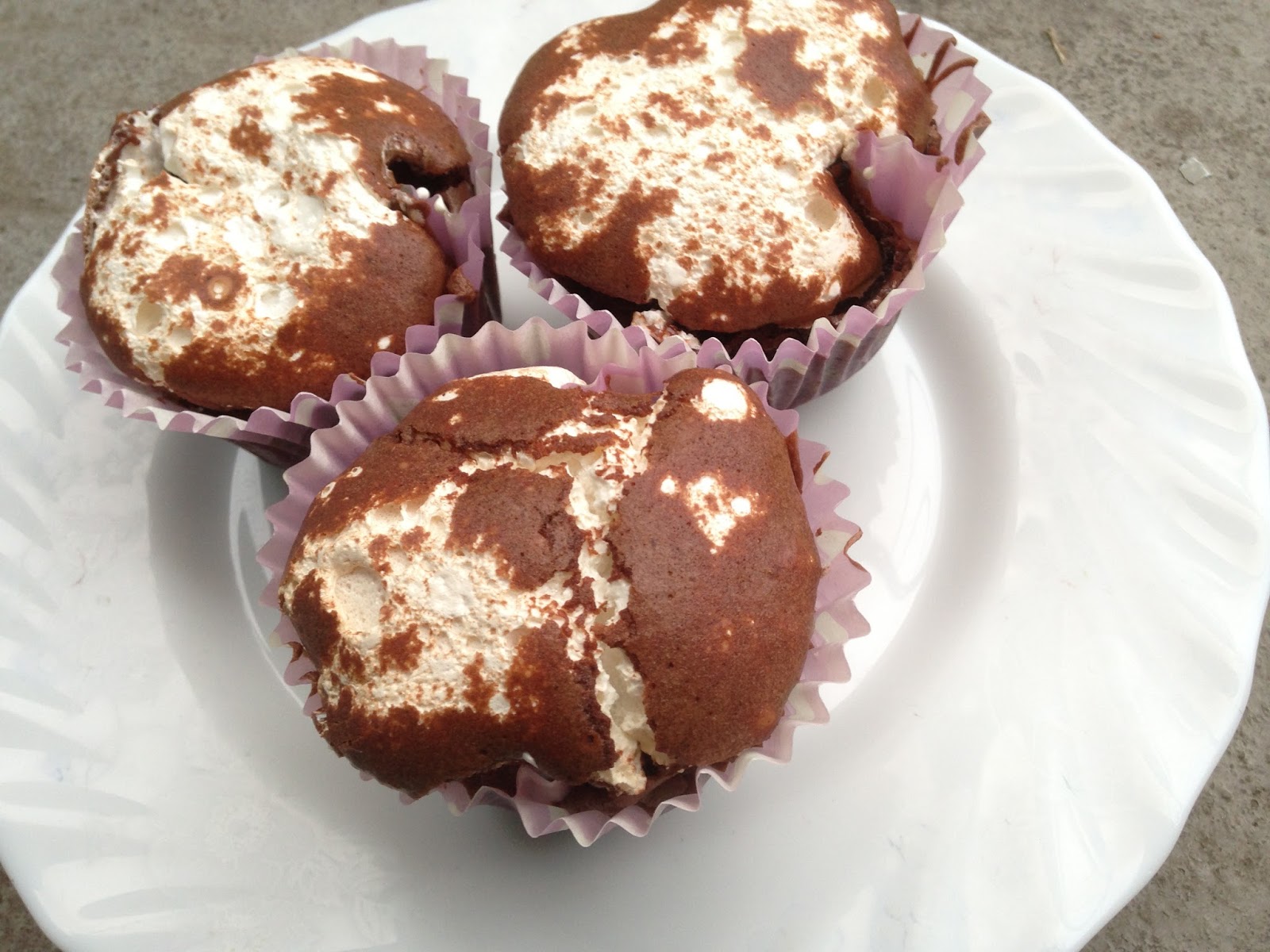 She Likes Bento Valentine Marshmallow Brownie Cupcakes