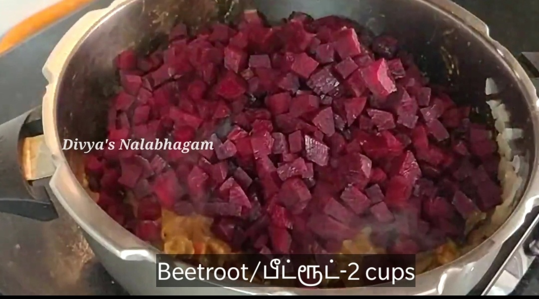Beetroot Kurma In Pressure Cooker Beetroot Korma Divya's Nalabhagam