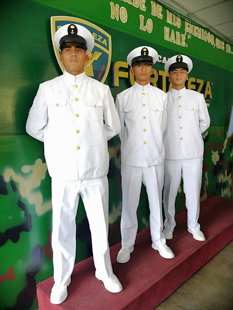 Ingresante a la marina de guerra "Preparate en Academia Fortaleza La mejor preparación Pre policía Nacional - Marina de guerra CITEN
