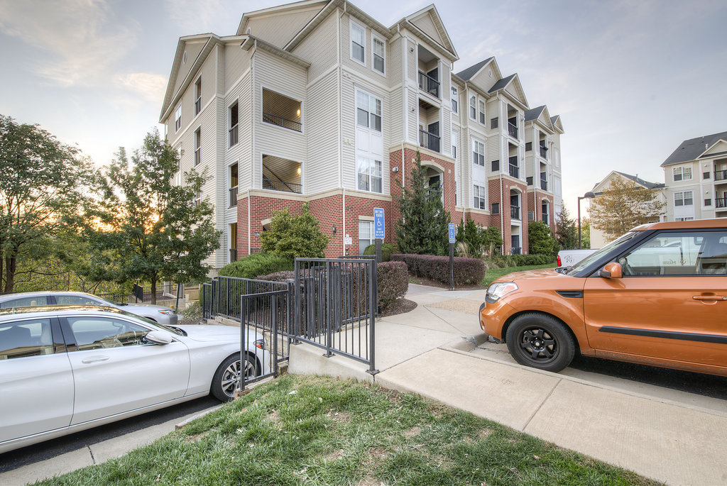 Fairfax Ridge 11350 Aristotle Dr. 301 Just Listed! By